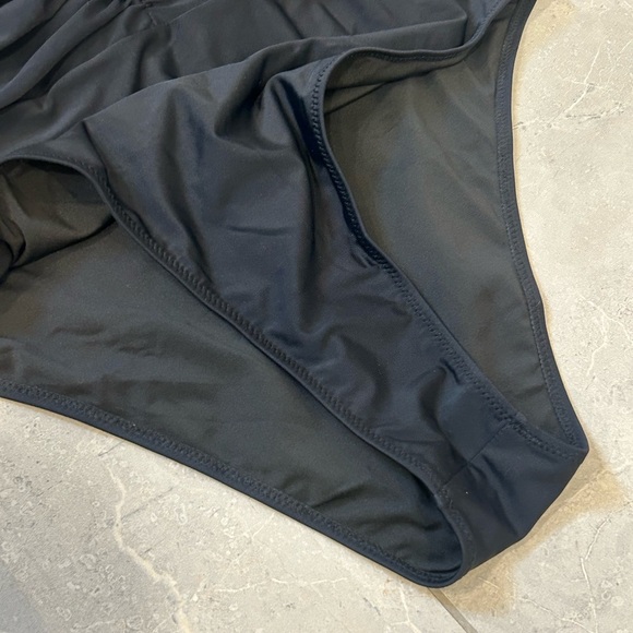 NWT Popvil One Piece Ruched Swimsuit - Picture 8 of 9